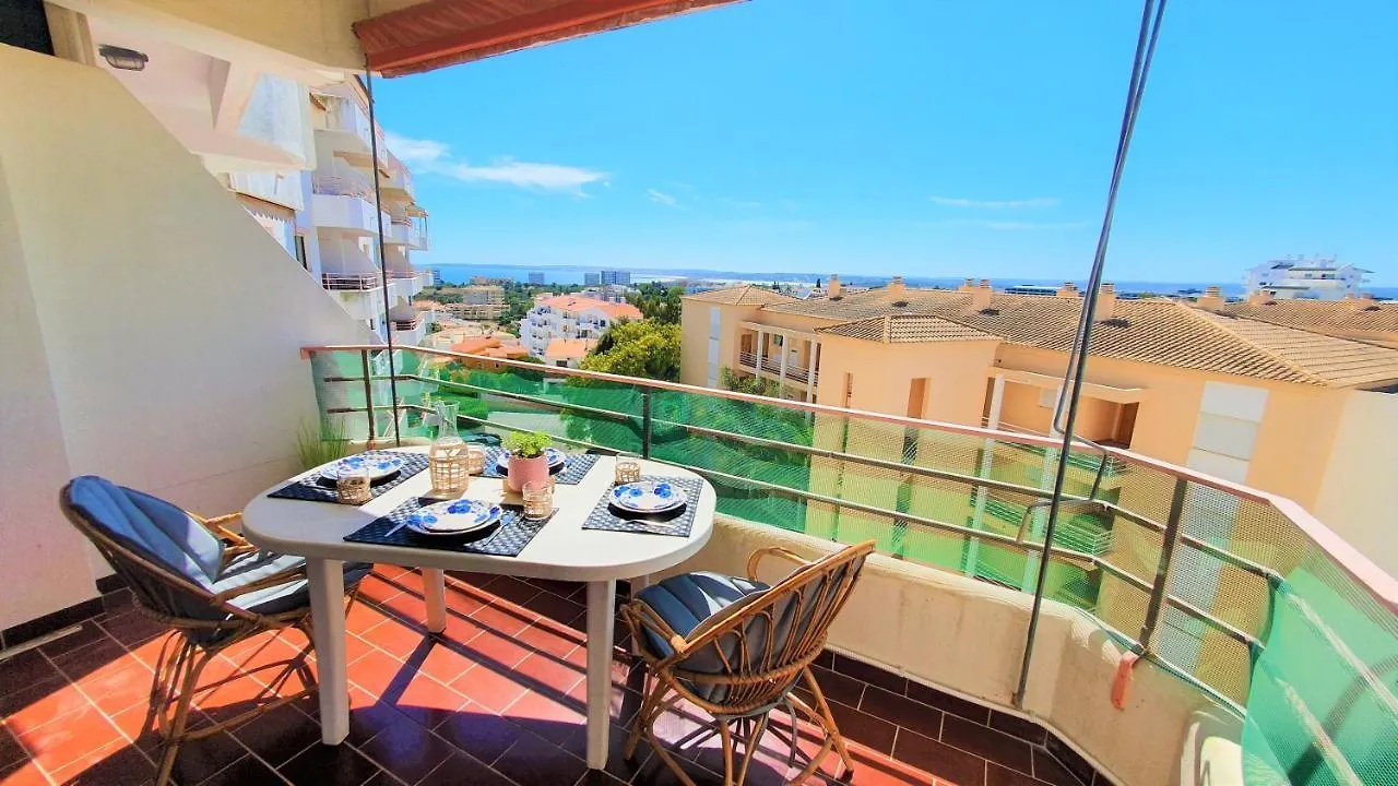 Superb Apartment In Алвор Португалия