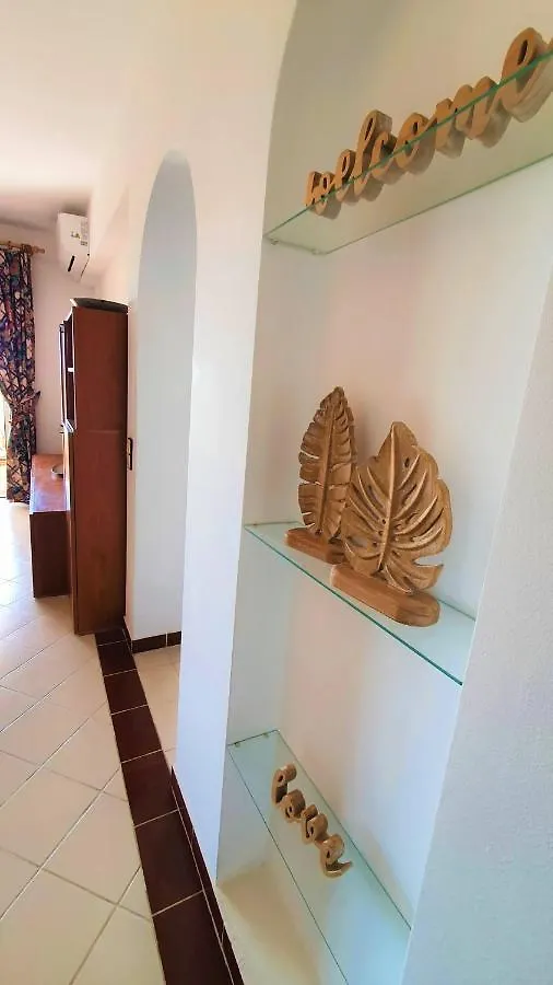 Superb Apartment In Алвор 0*,